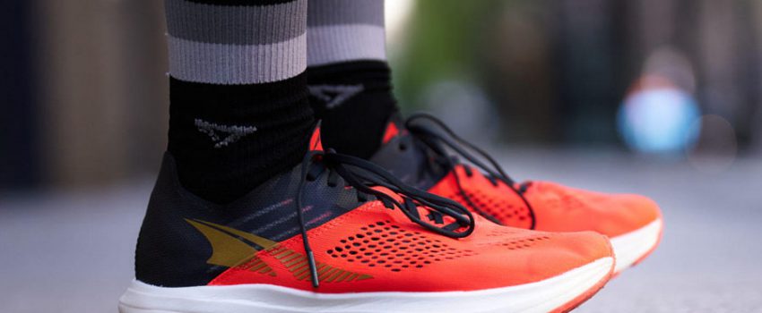 ALTRA「VANISH CARBON」